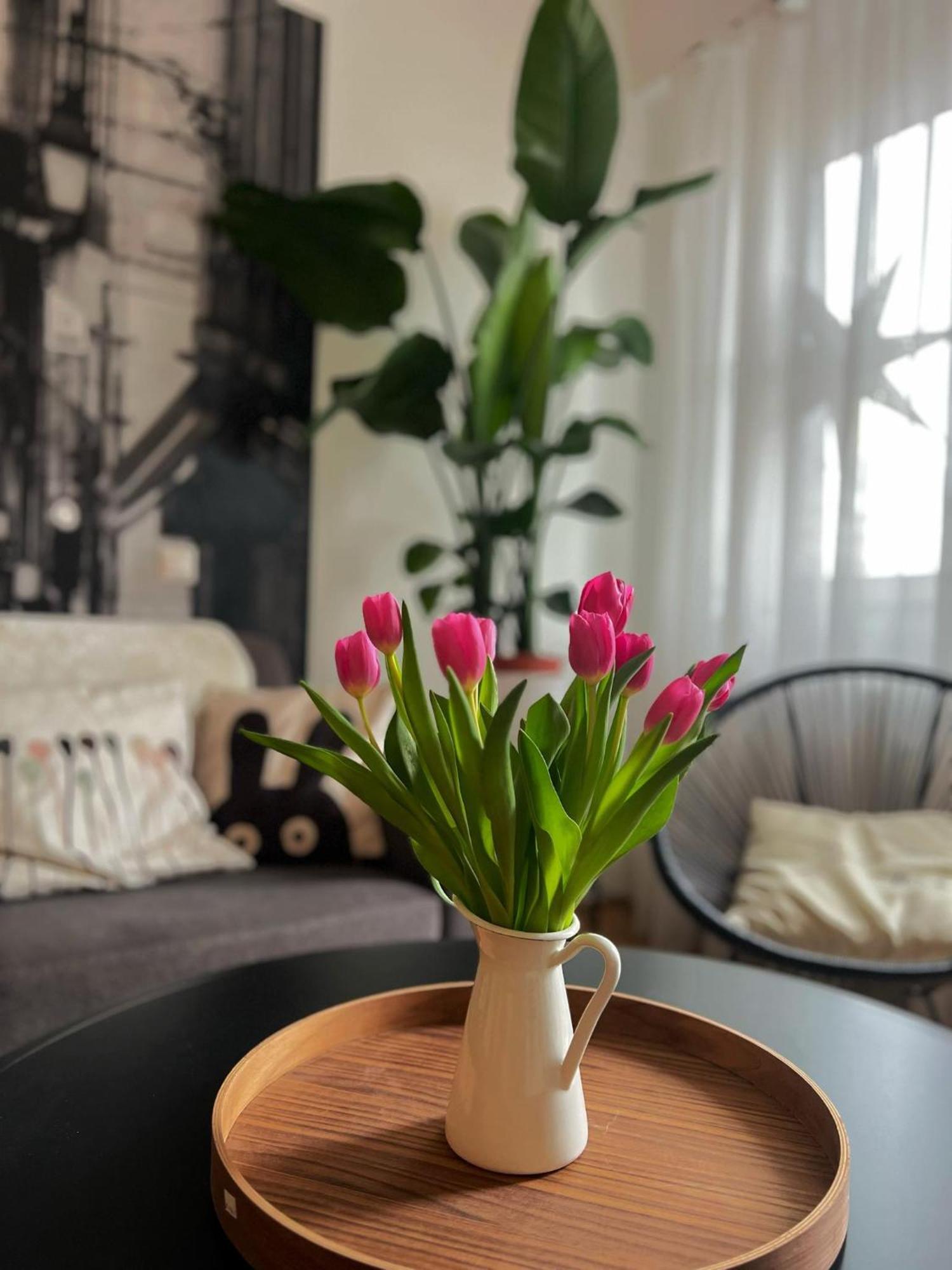 West Budapest Apartman Luaran gambar