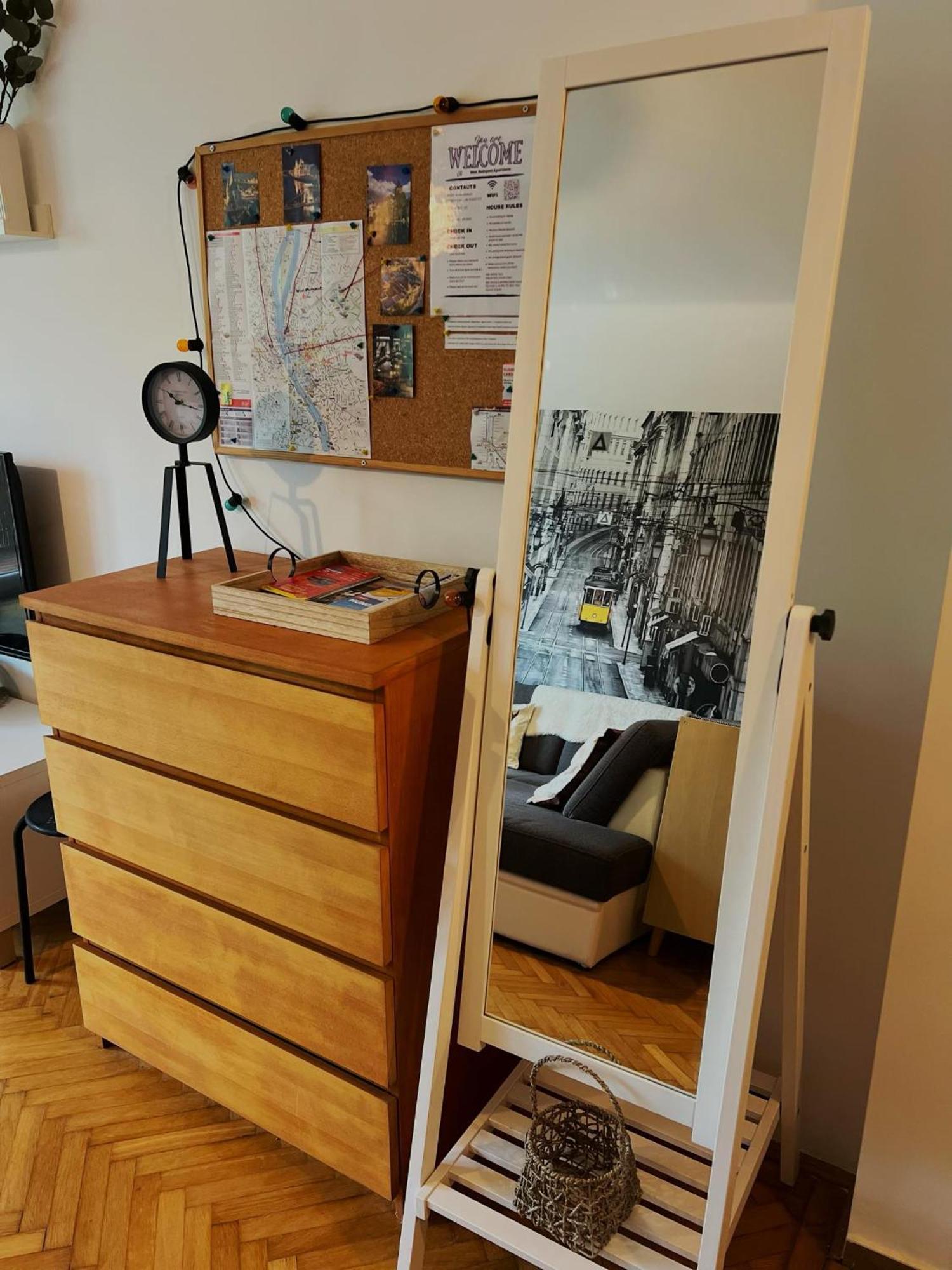 West Budapest Apartman Luaran gambar