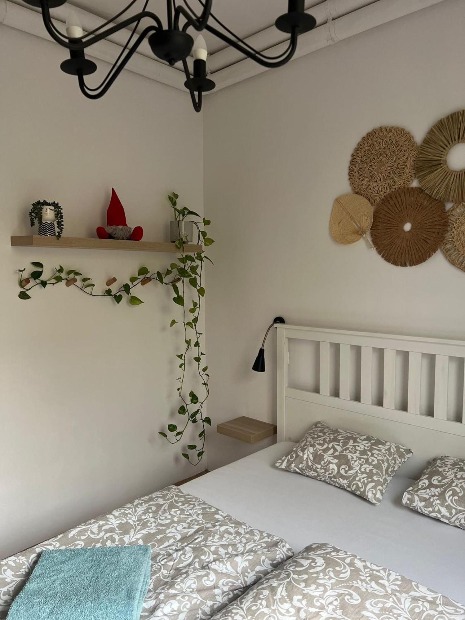 West Budapest Apartman Luaran gambar