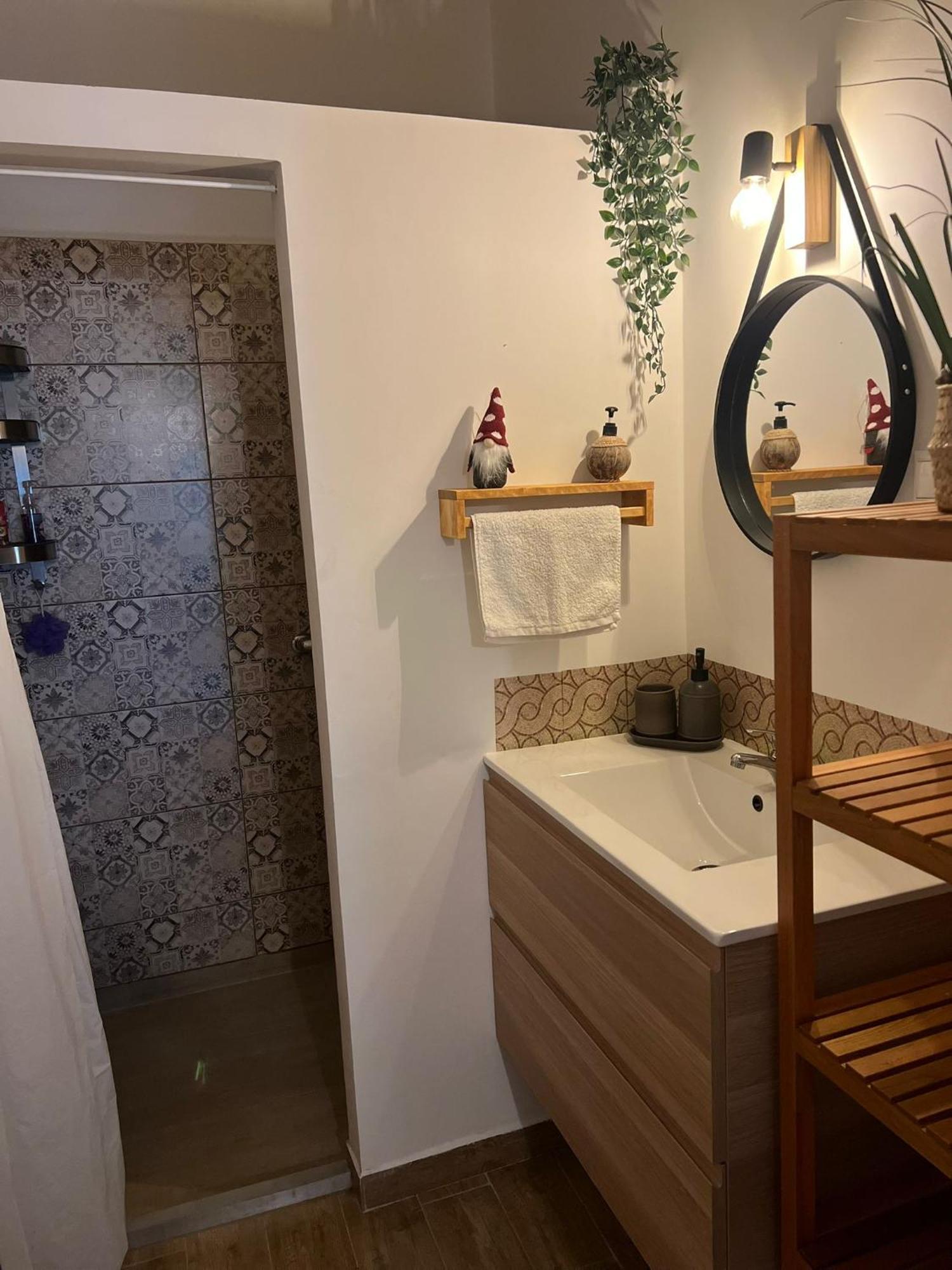 West Budapest Apartman Luaran gambar